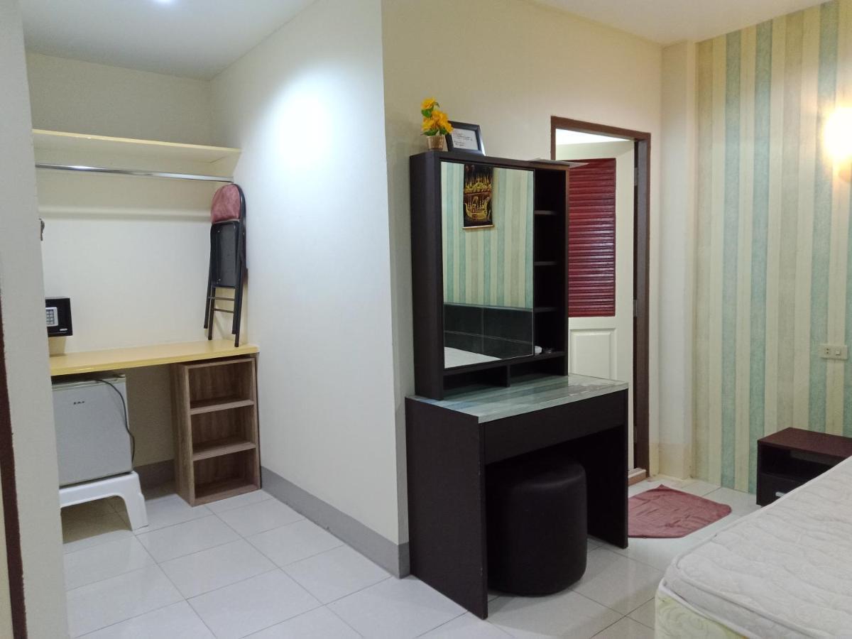 Living Room Guesthouse & Cafe Bar Karon Екстериор снимка