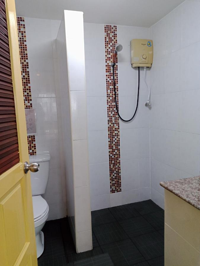 Living Room Guesthouse & Cafe Bar Karon Екстериор снимка